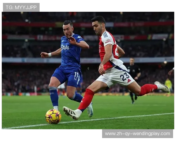 足球比赛中的球员适应与战术执行 足球比赛中的球员适应与战术执行